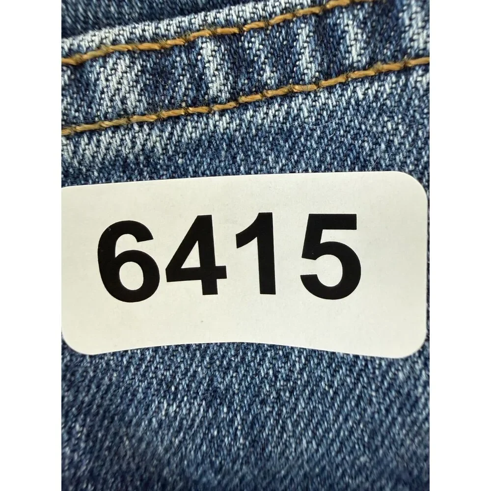Levi's 502 Taper Fit Men's Jeans - Medium Wash - Size 38 x 32